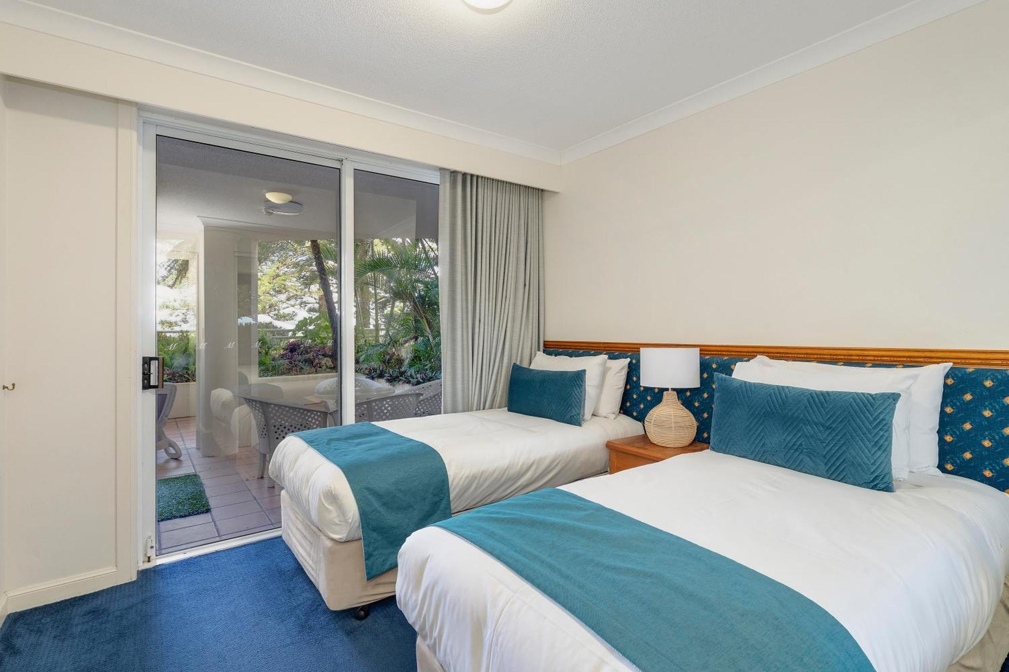 Ultiqa Burleigh Mediterranean Resort Gold Coast Exterior foto